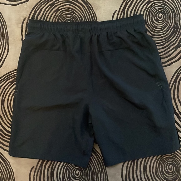 Reebok Training Shorts - Picture 2 of 3